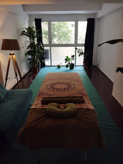 AsanaRelax Yoga y Masajes en Barcelona