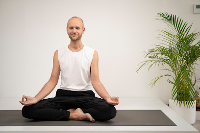 David Sanchis Yoga y Masajes Lanzarote
