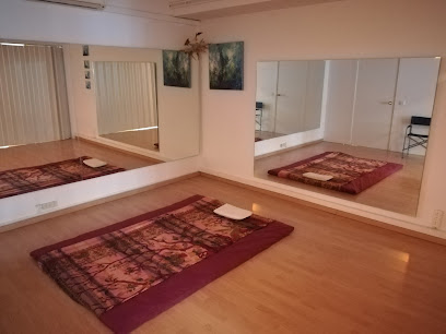 Mayae - Aromaterapia y Masajes en Castelldefels, Maite Carvajal