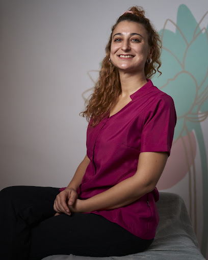 Quiromasaje y osteopatía by Berta Arpí